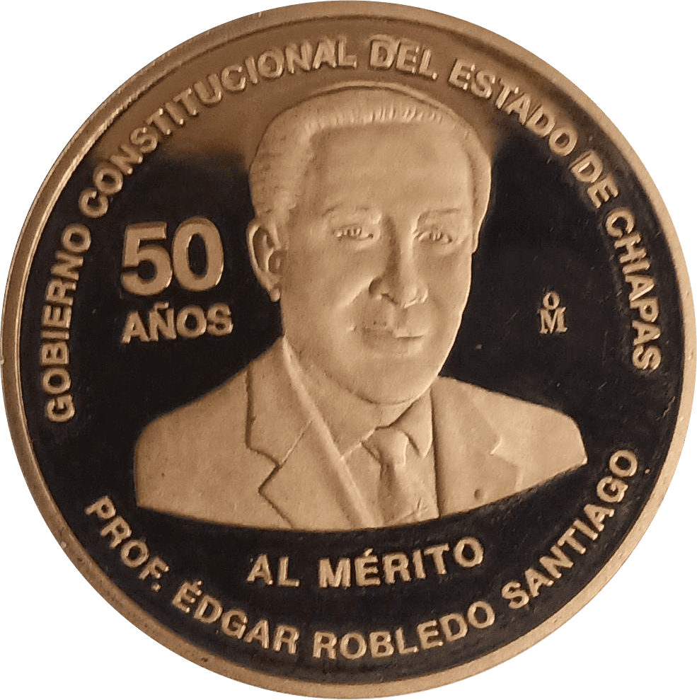 MEDALLA AL MERITO DE 50 AÑOS PROF. EDGAR ROBLERO