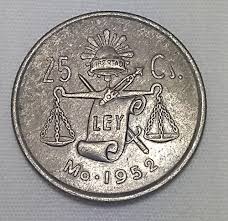 VEINTICINCO CENTAVOS